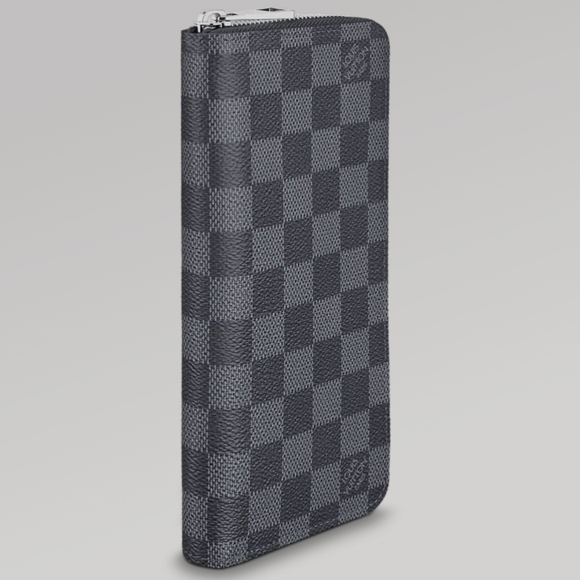 Checkered Black Wallet - Picture 3 of 7